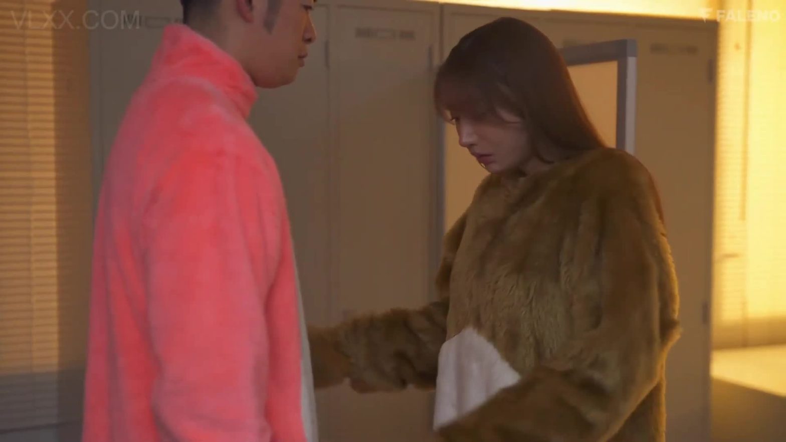 Cô nàng nhút nhát ngực bự của tôi